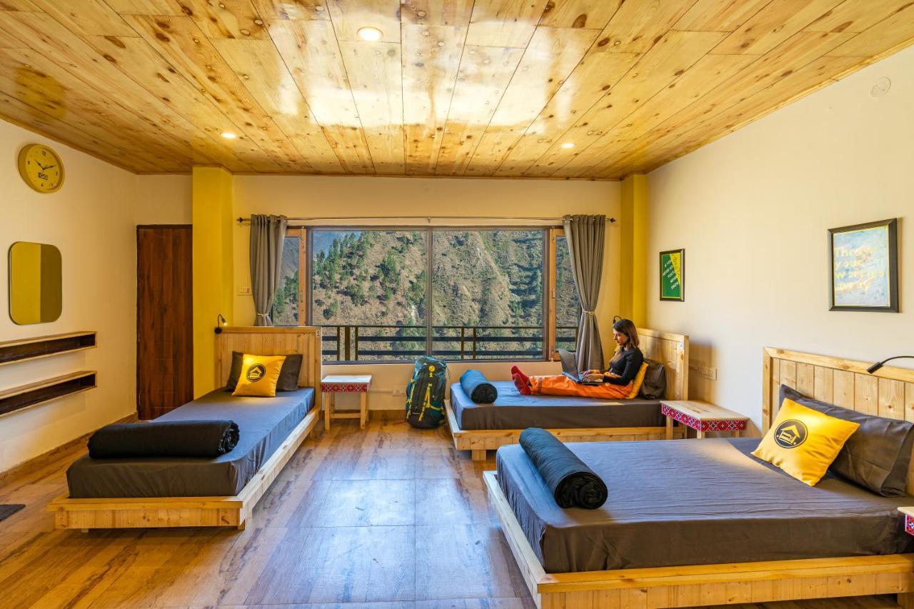 The Hosteller Tirthan Valley Gushaini Экстерьер фото