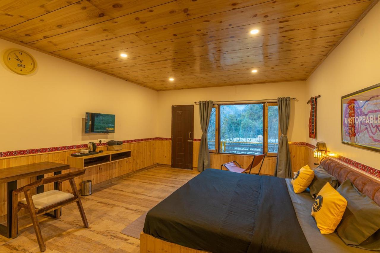 The Hosteller Tirthan Valley Gushaini Экстерьер фото